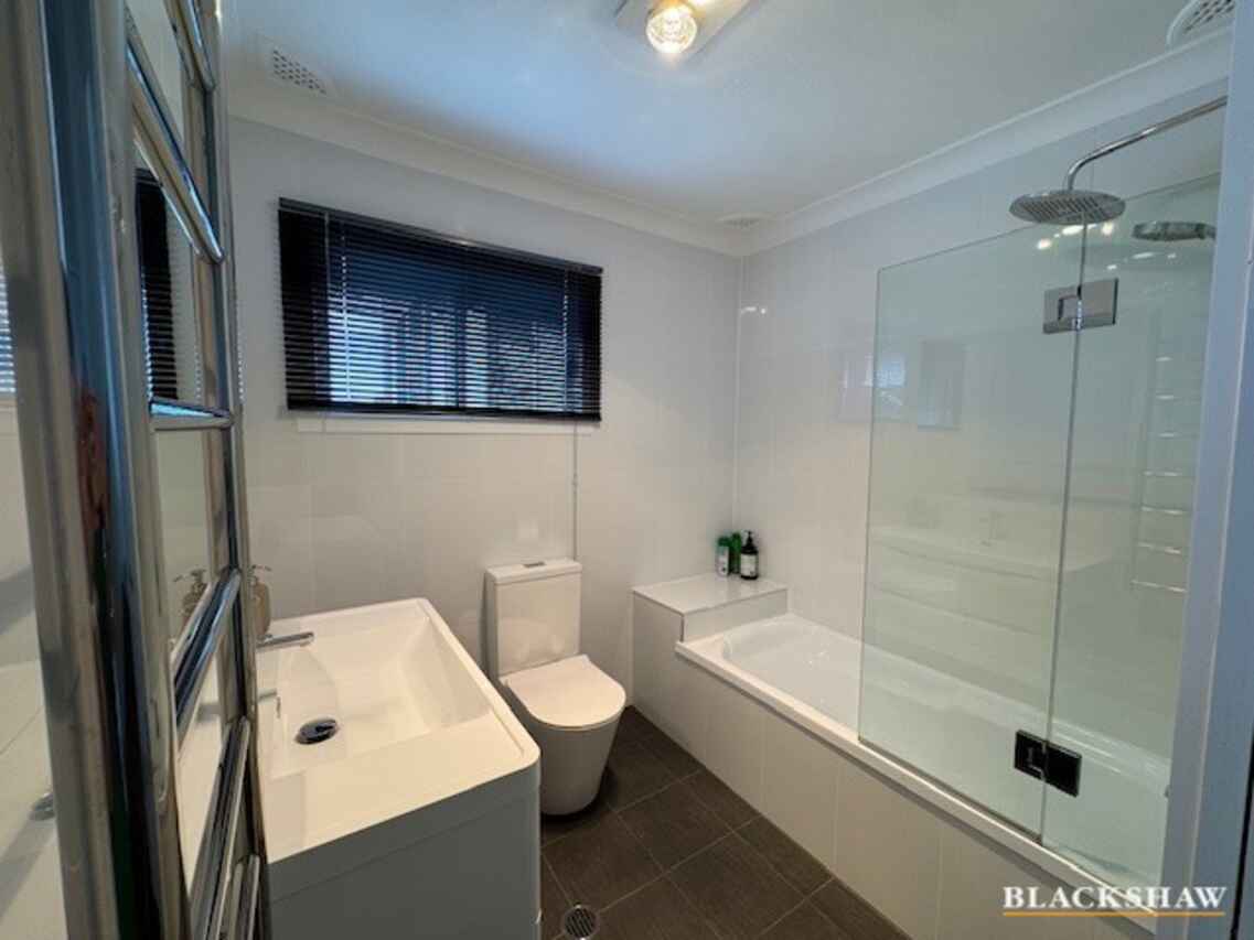 48 Calton Road Batehaven