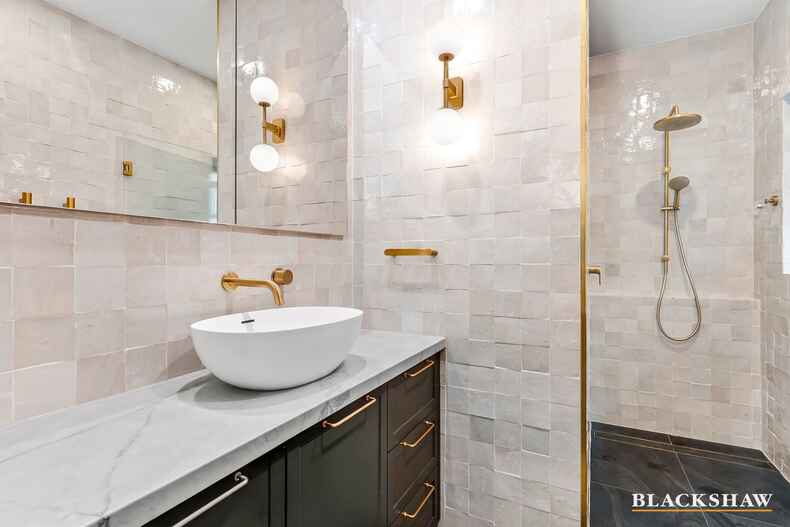 40 Stuart Street Griffith