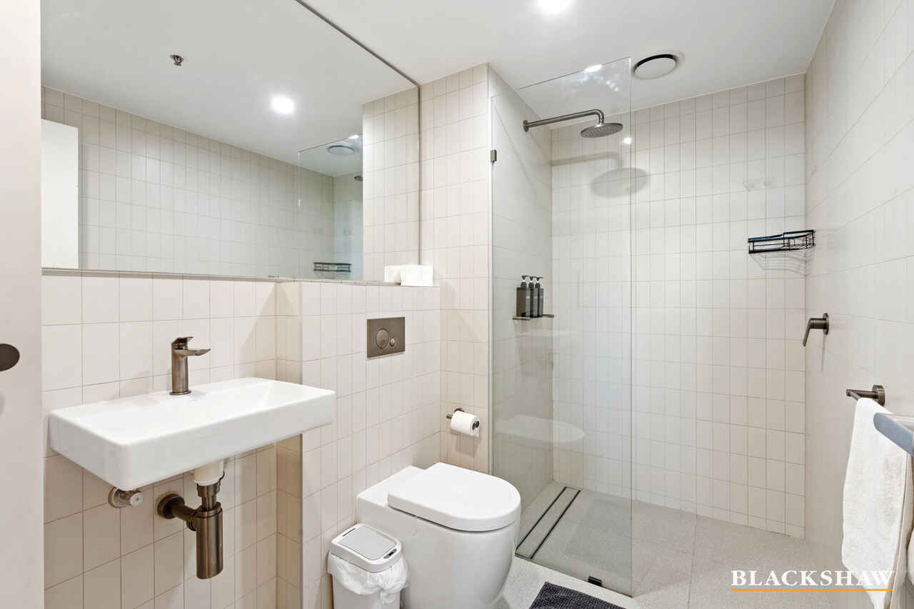 2113/2 Grazier Lane Belconnen