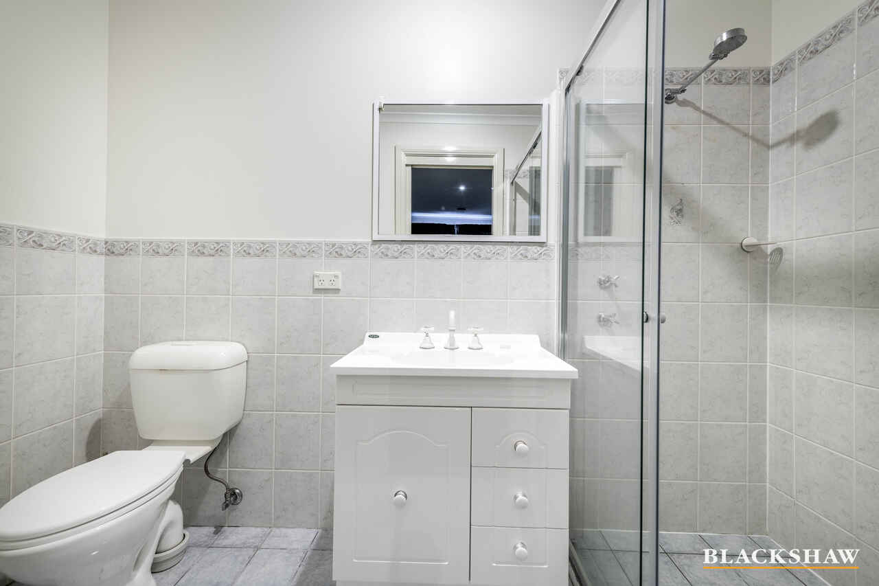 4/137 Lampard Circuit Bruce