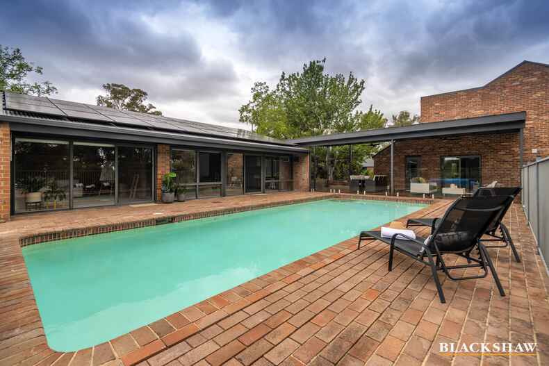 5 Ambalindum Street Hawker 5 Ambalindum Street Hawker