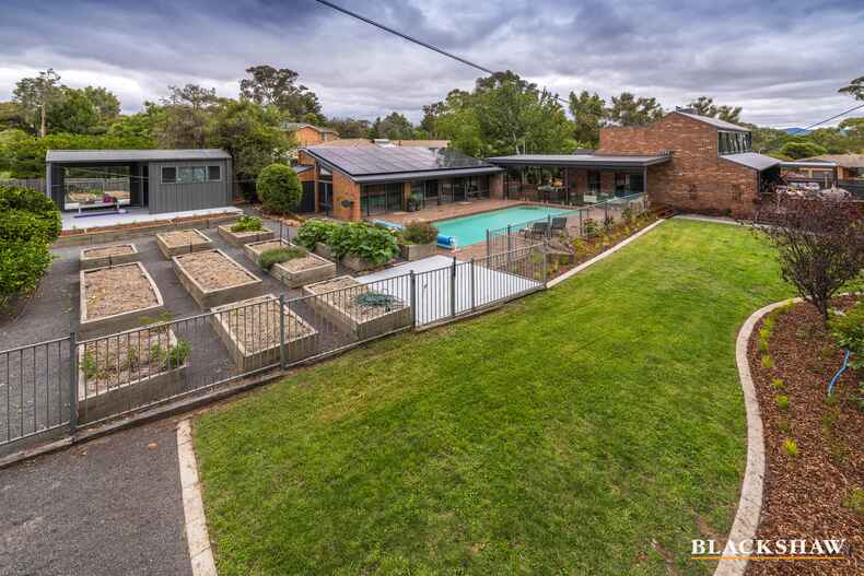 5 Ambalindum Street Hawker 5 Ambalindum Street Hawker