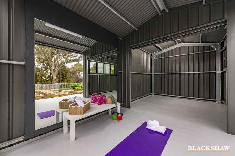 5 Ambalindum Street Hawker 5 Ambalindum Street Hawker