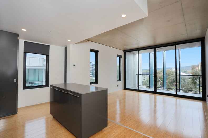 606/241 Northbourne Avenue Lyneham