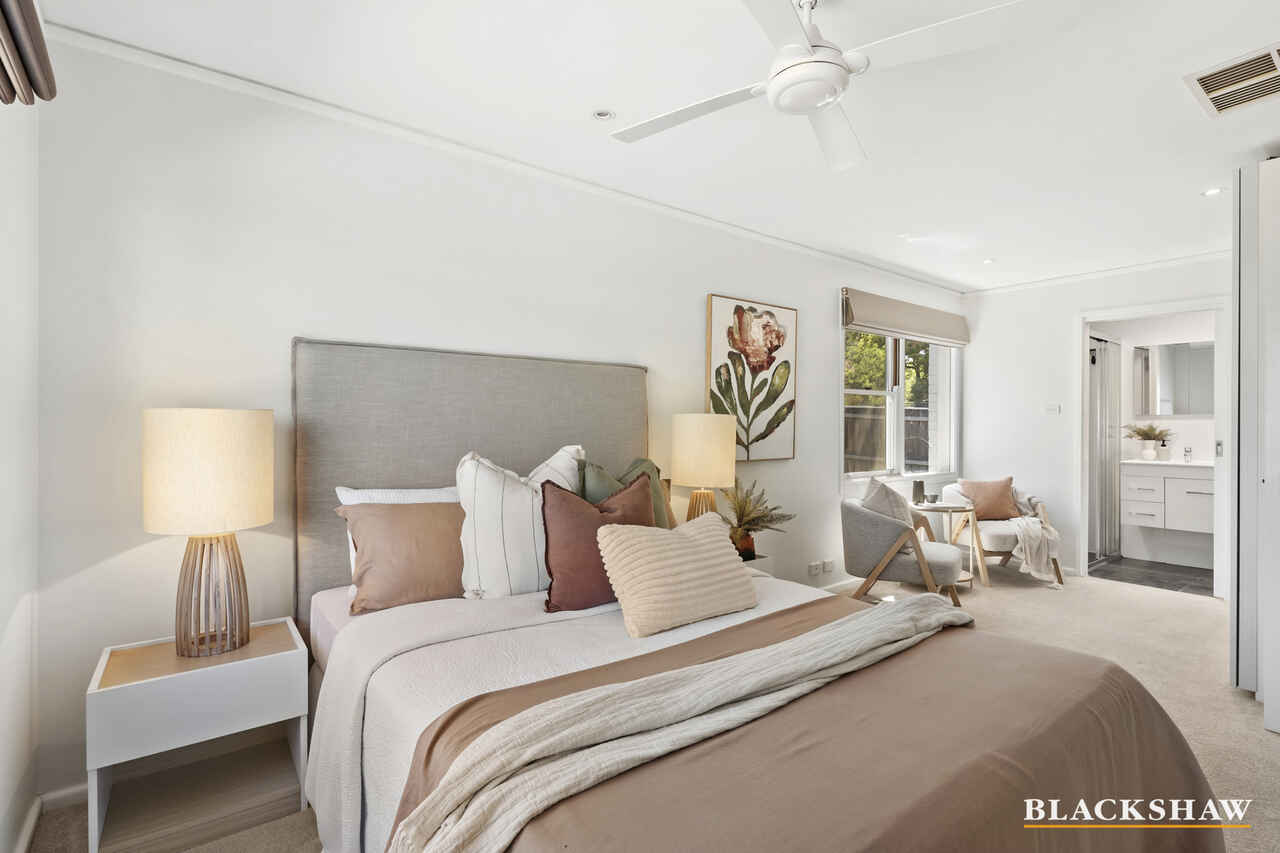 2 Crowther Place Curtin