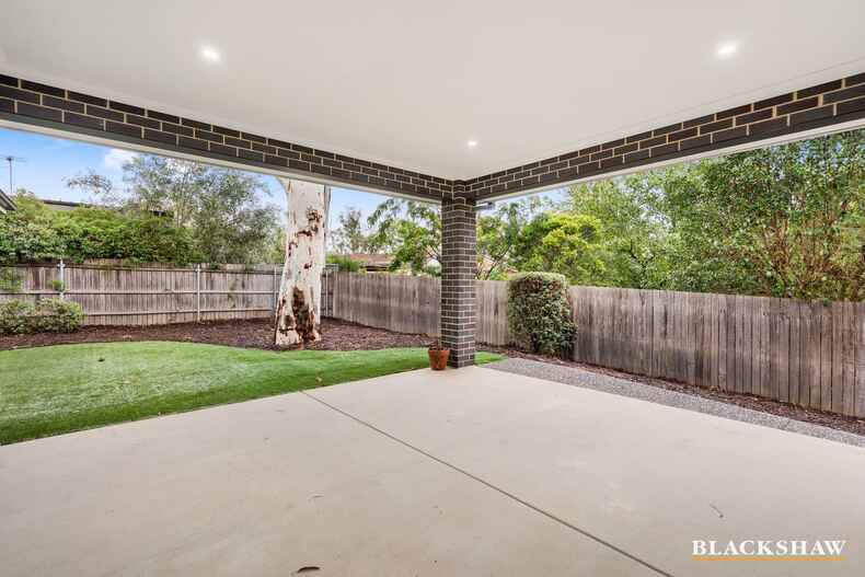 2/9 Mayo Street Weetangera