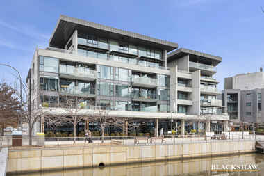 29/21 Eastlake Parade Kingston