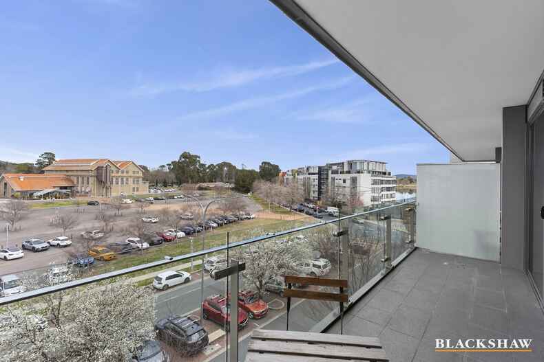 29/21 Eastlake Parade Kingston