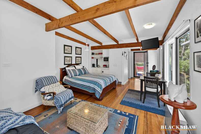 1/5 Karana Close Long Beach