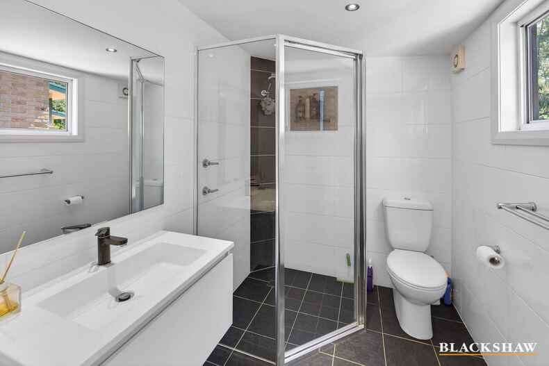 1/5 Karana Close Long Beach