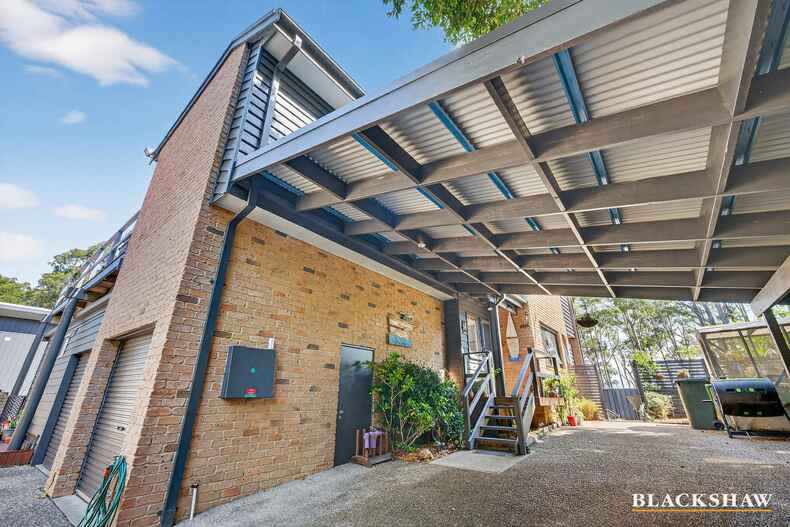 1/5 Karana Close Long Beach