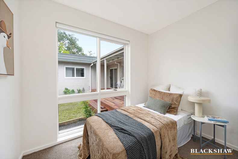 1/120 Lambrigg Street Farrer