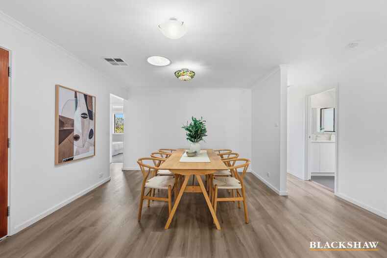 45 Surveyor Street Crestwood