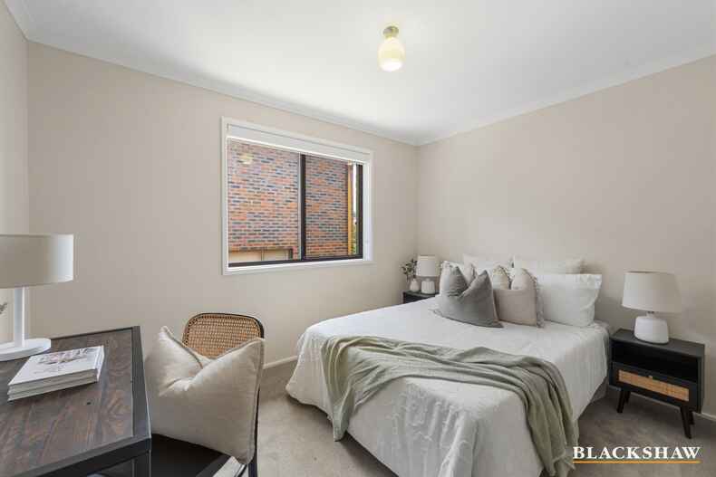 45 Surveyor Street Crestwood