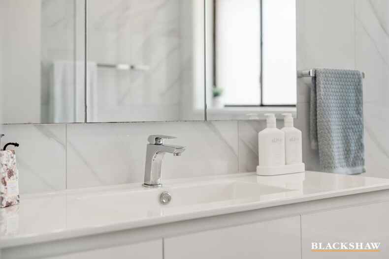 45 Surveyor Street Crestwood