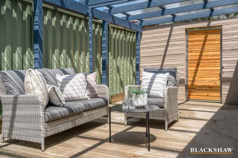 45 Surveyor Street Crestwood