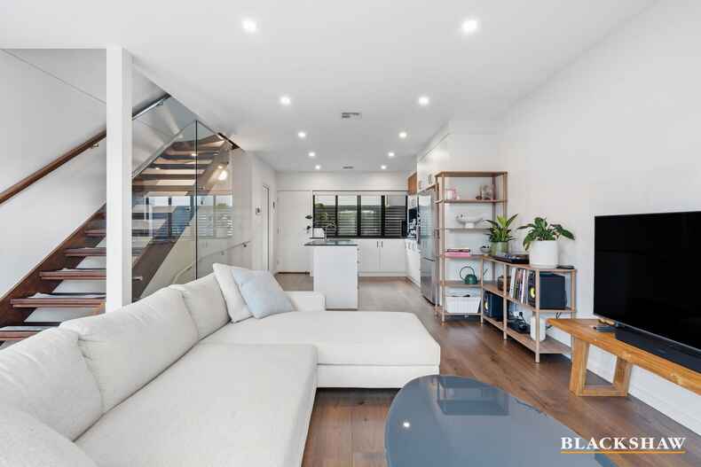 50/33 Braybrooke Street Bruce