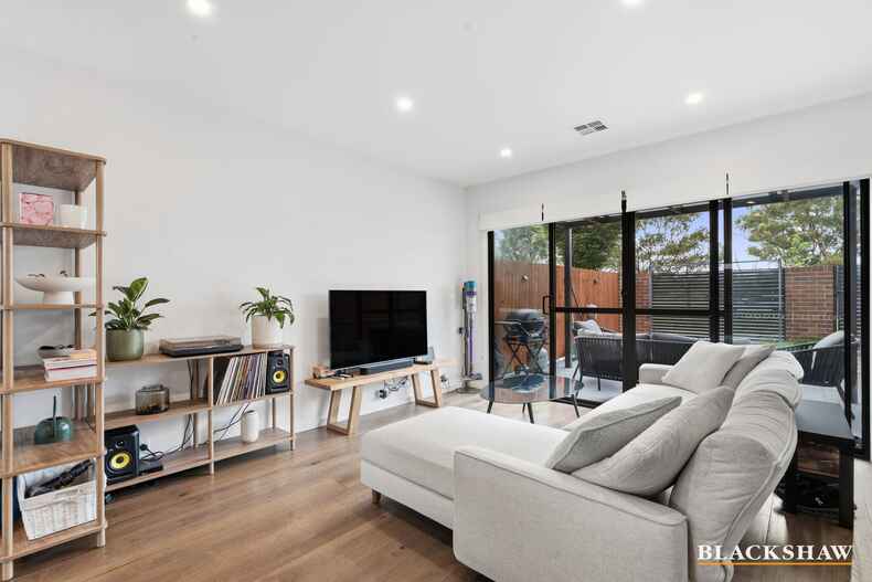 50/33 Braybrooke Street Bruce