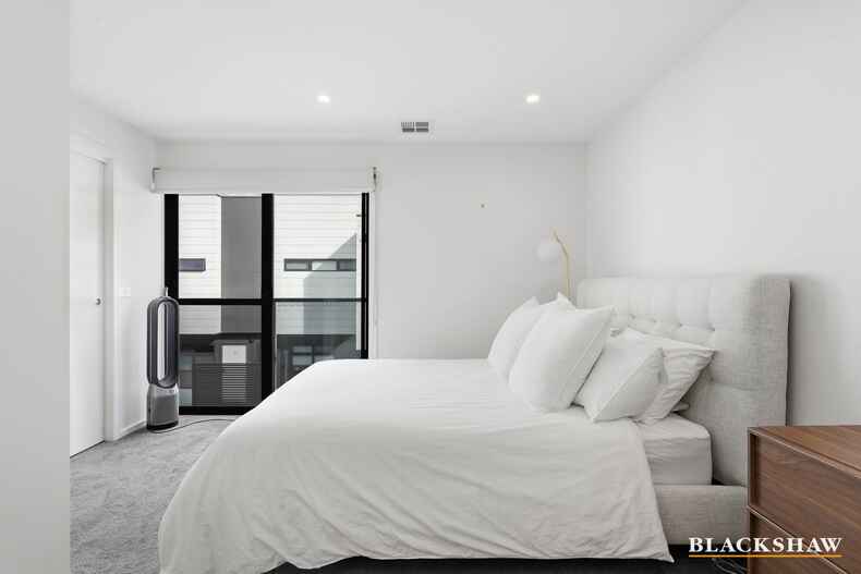 50/33 Braybrooke Street Bruce