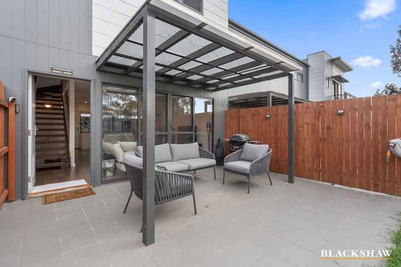 50/33 Braybrooke Street Bruce