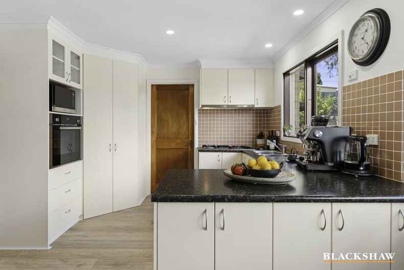 31 Sculptor Street Giralang