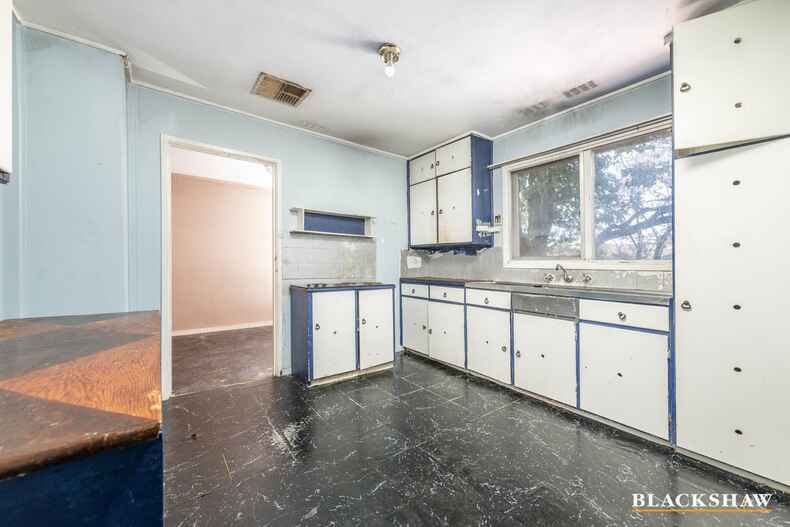 44 Mackennal Street Lyneham