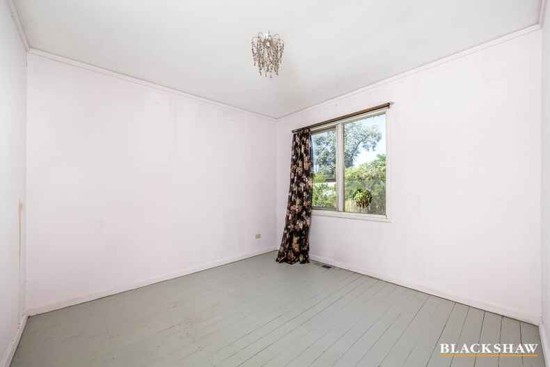 44 Mackennal Street Lyneham