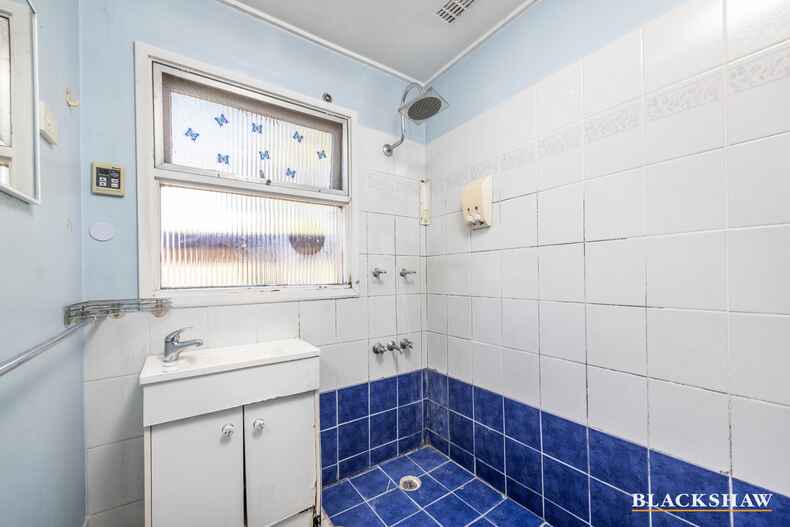 44 Mackennal Street Lyneham