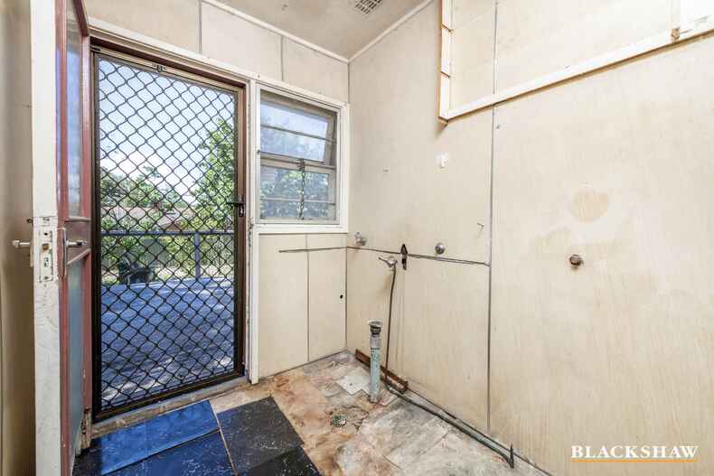 44 Mackennal Street Lyneham
