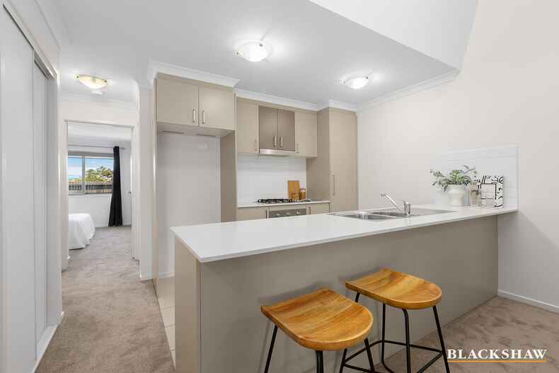 99 Burrumarra Avenue Ngunnawal