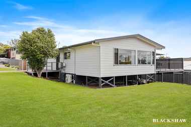 48 Calton Road Batehaven