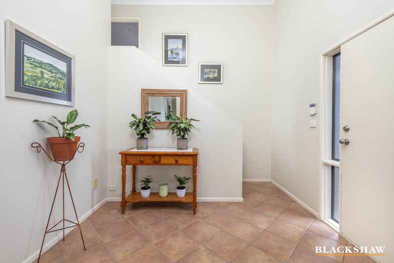 9 Favell Place  Gordon