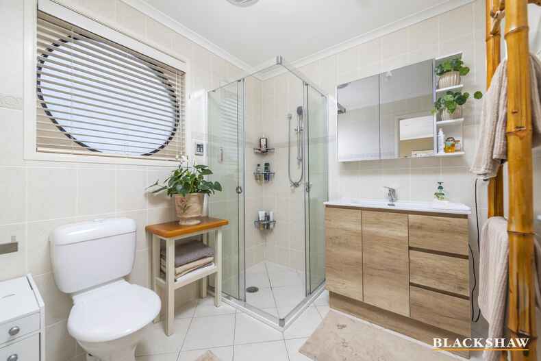 9 Favell Place  Gordon