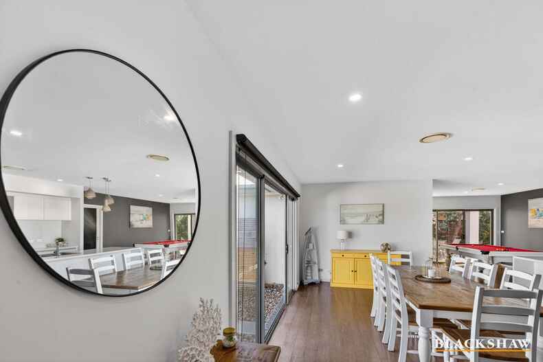 6 Bagarin Avenue Tomakin