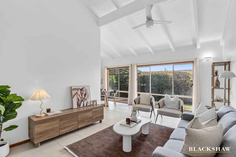 12 Bonrook Street Hawker