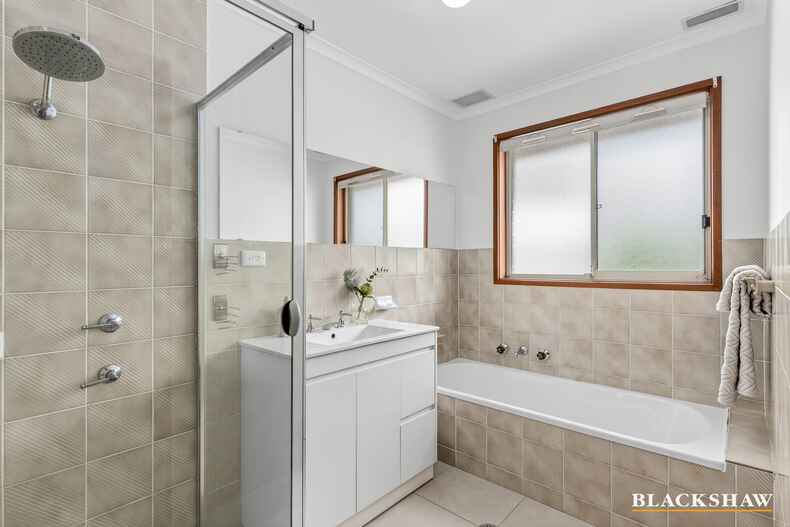 12 Bonrook Street Hawker