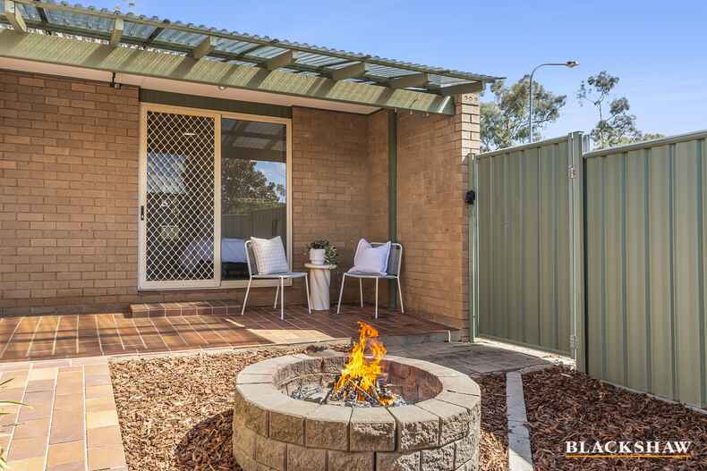 12 Bonrook Street Hawker