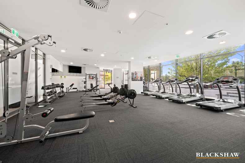 282/7 Irving Street  Phillip