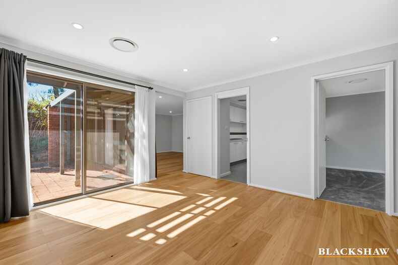 11 Dugdale Street Cook