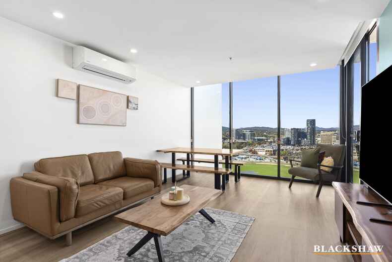154/9 Irving Street Phillip
