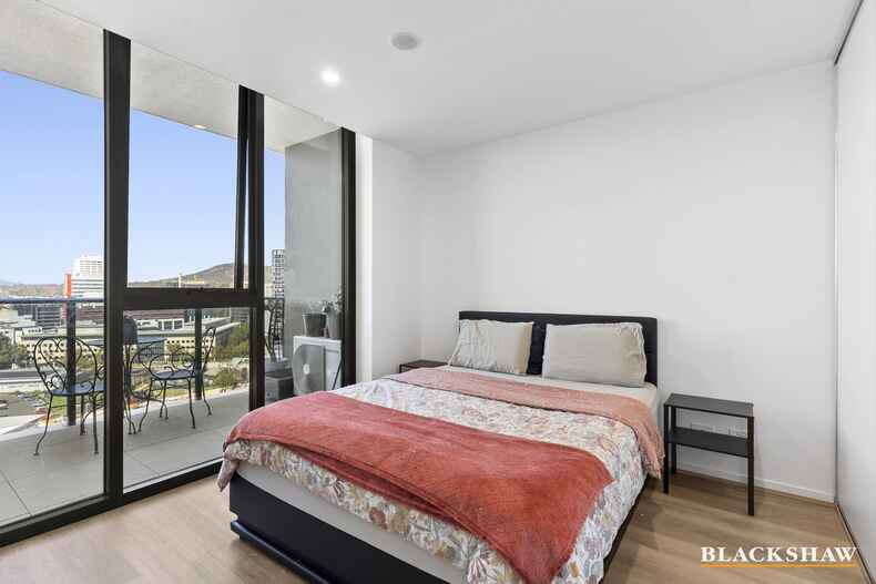 154/9 Irving Street Phillip