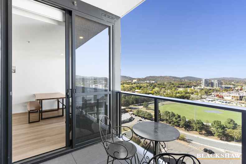 154/9 Irving Street Phillip