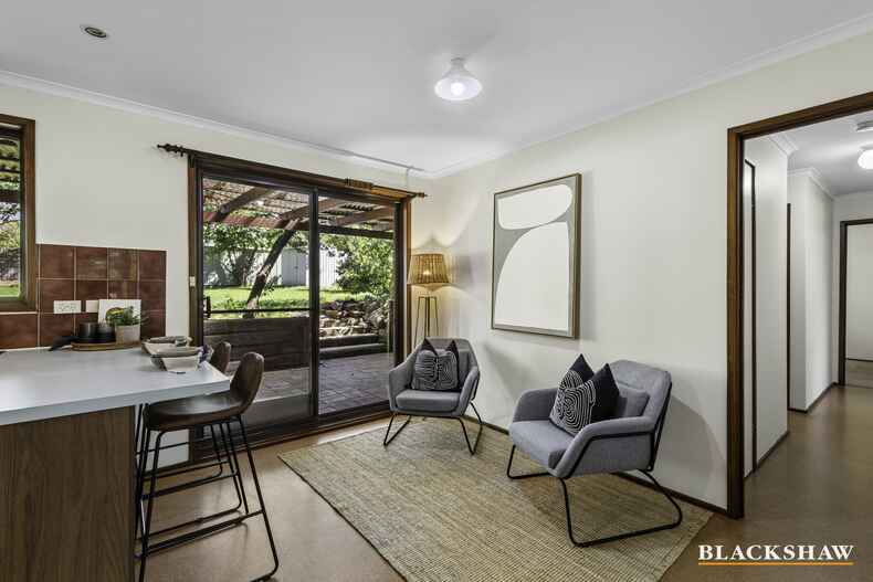 6 McArthur Place Latham