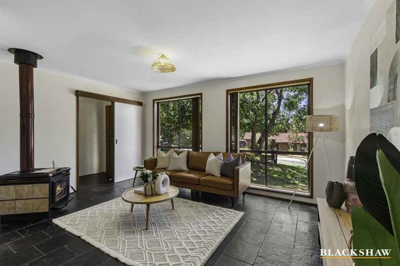 6 McArthur Place Latham