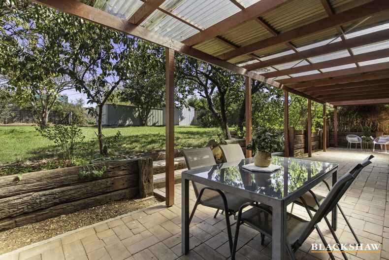 6 McArthur Place Latham