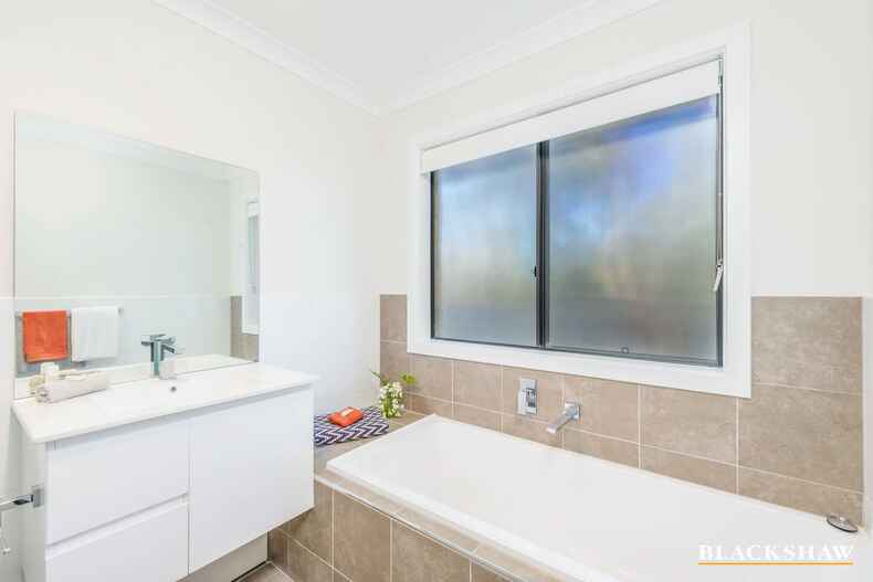 2/25 Miller Street Queanbeyan