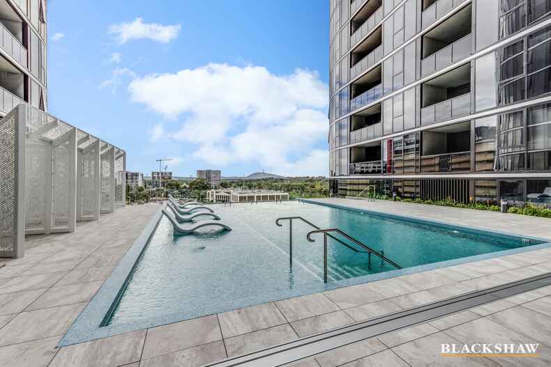 2301/15 Bowes Street  Phillip