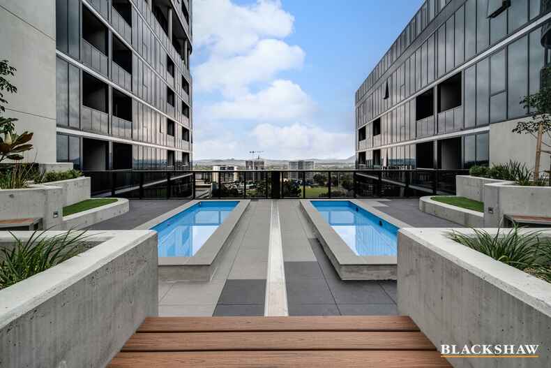 2301/15 Bowes Street  Phillip