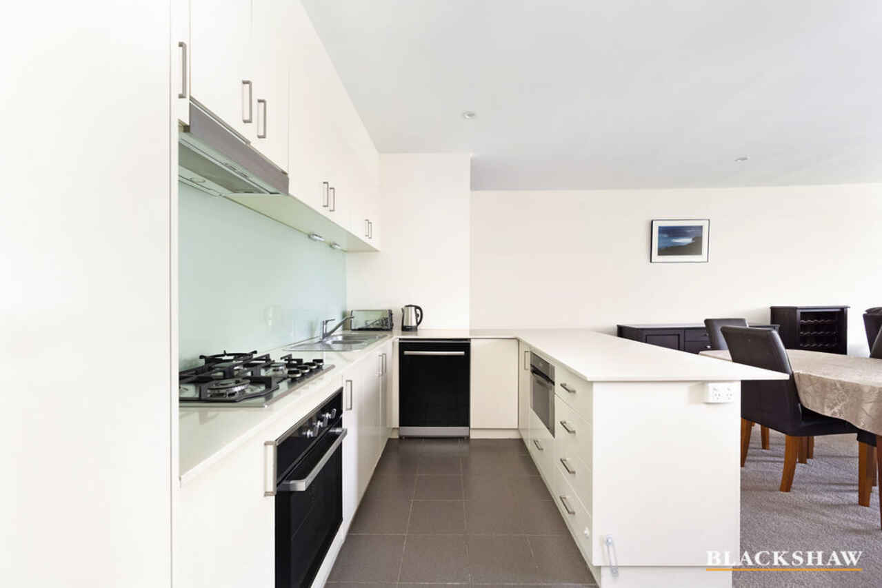 148/56 Eyre Street Kingston