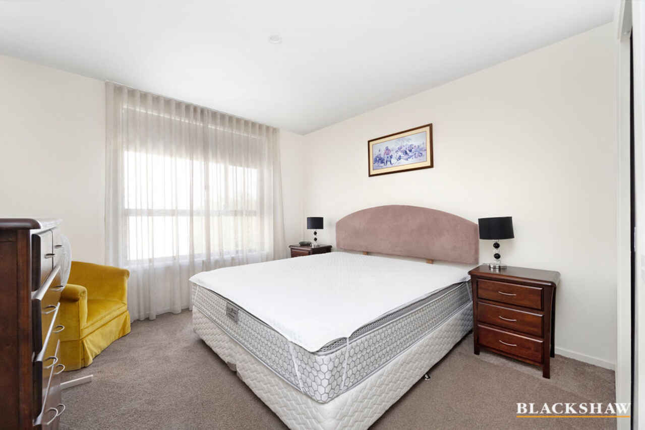 148/56 Eyre Street Kingston